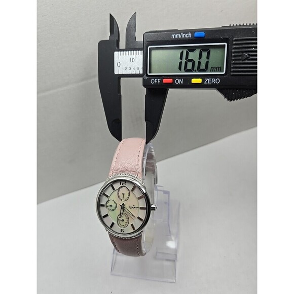 Skagen 586SSLP Womens Day Date Watch MOP Crystal Bezel Pink Leather New Battery main image 6
